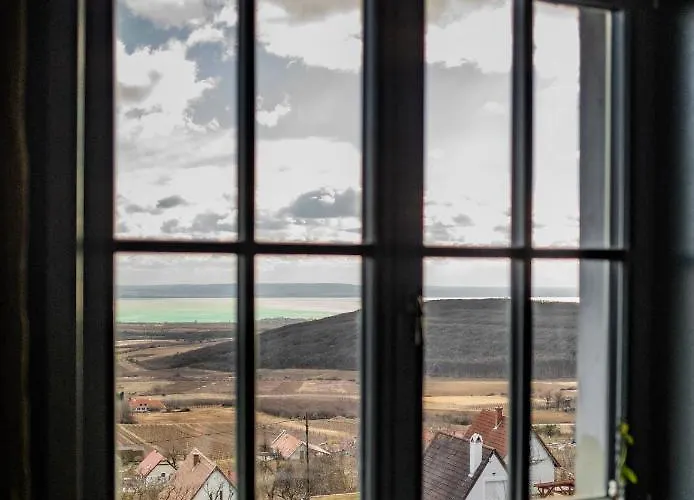 Vulkan Nyulontul Lägenhet